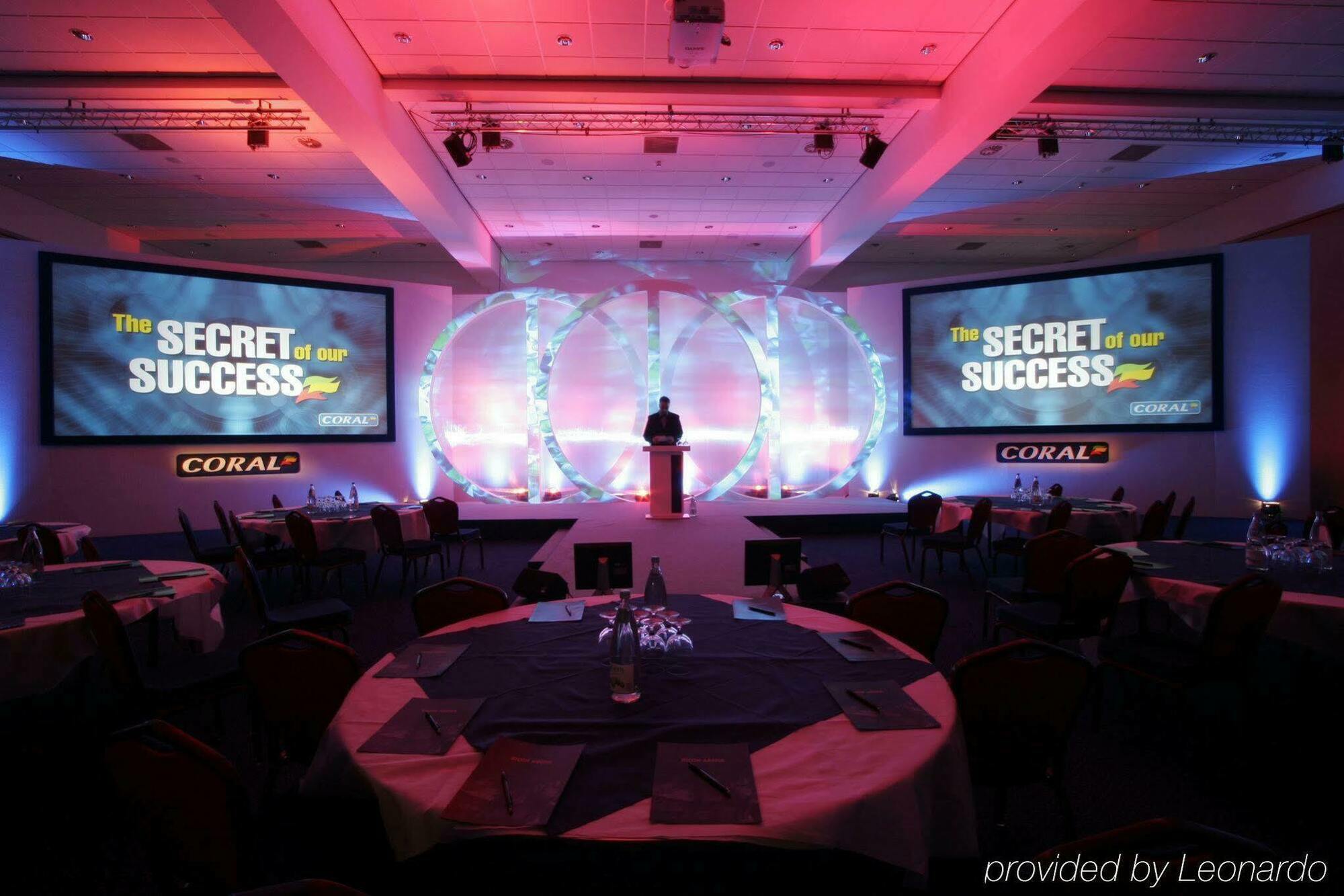 Doubletree By Hilton Coventry Building Society Arena Hotel Ngoại thất bức ảnh